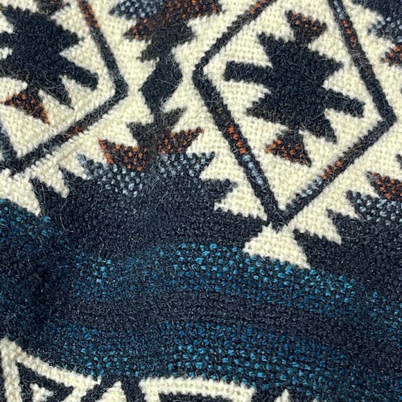 Artisanal Hoodie w/graphic global inspired design, graphic colors, streetwear - Picture 4 of 12